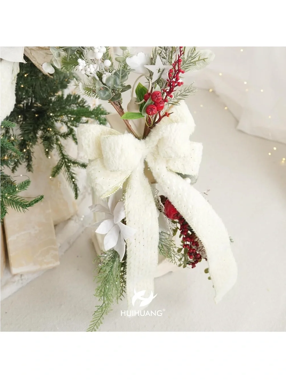 Ivory Christmas Ribbon 4 inch Faux Fur Wired Ribbon Gold Polka Dot nwt 2 rolls